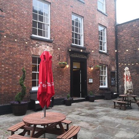 The Commercial Bar & Hotel Chester Exterior foto